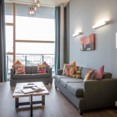 Living room mobile www.talbotsuites.ie_v2